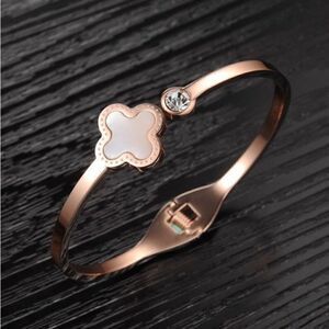 18K Rose Gold Clover Four Leaf Bracelet